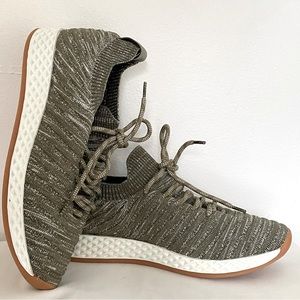 NWOT Urban Sport Sneakers Size 8